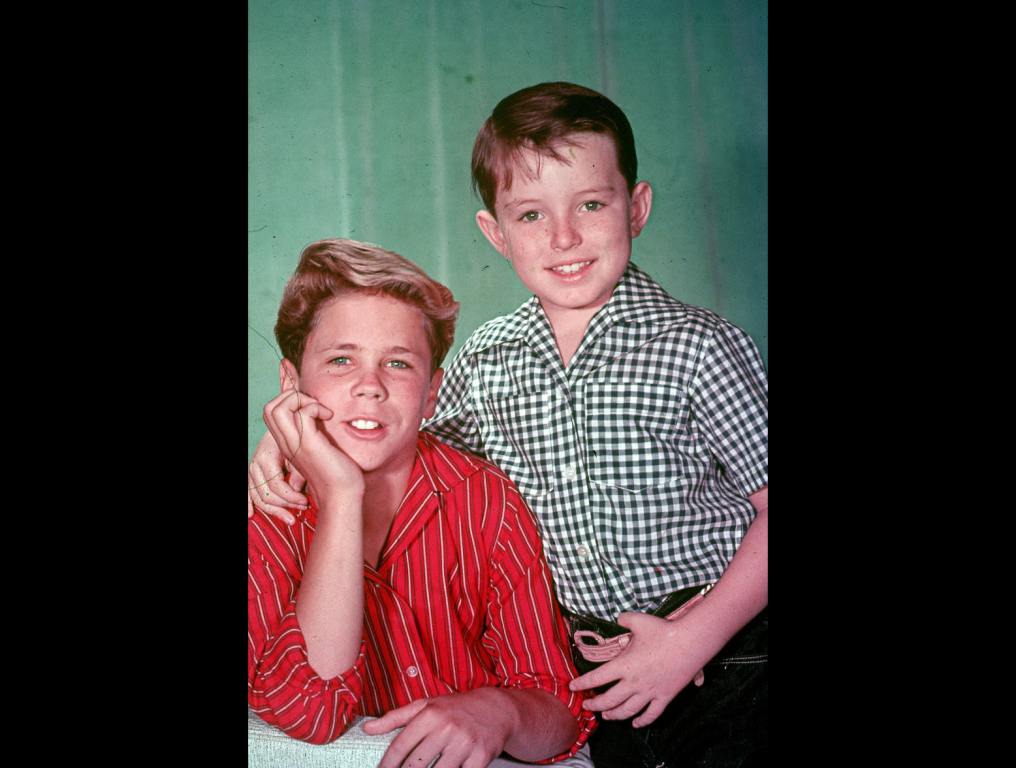 Tony-Dow-and-Jerry-Mathers.jpg