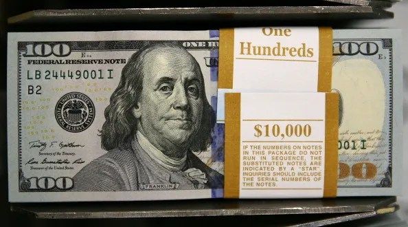 Bureau Of Engraving And Printing Prints New Anti-Counterfeit 100 Dollar Bills.

Meanwhile, A woman in Tampa was arrested after she decided to rob a bank by falsely claiming a man with a bomb was forcing her.